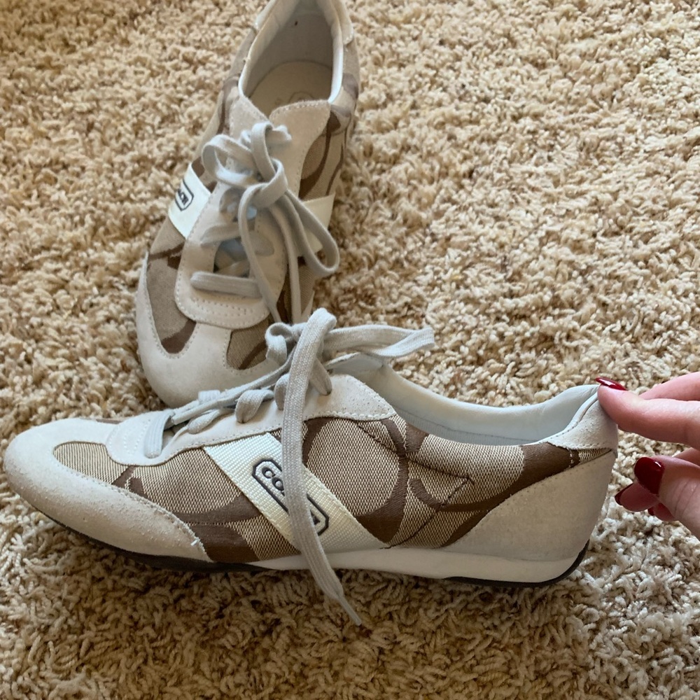 Coach sneakers - Size 7